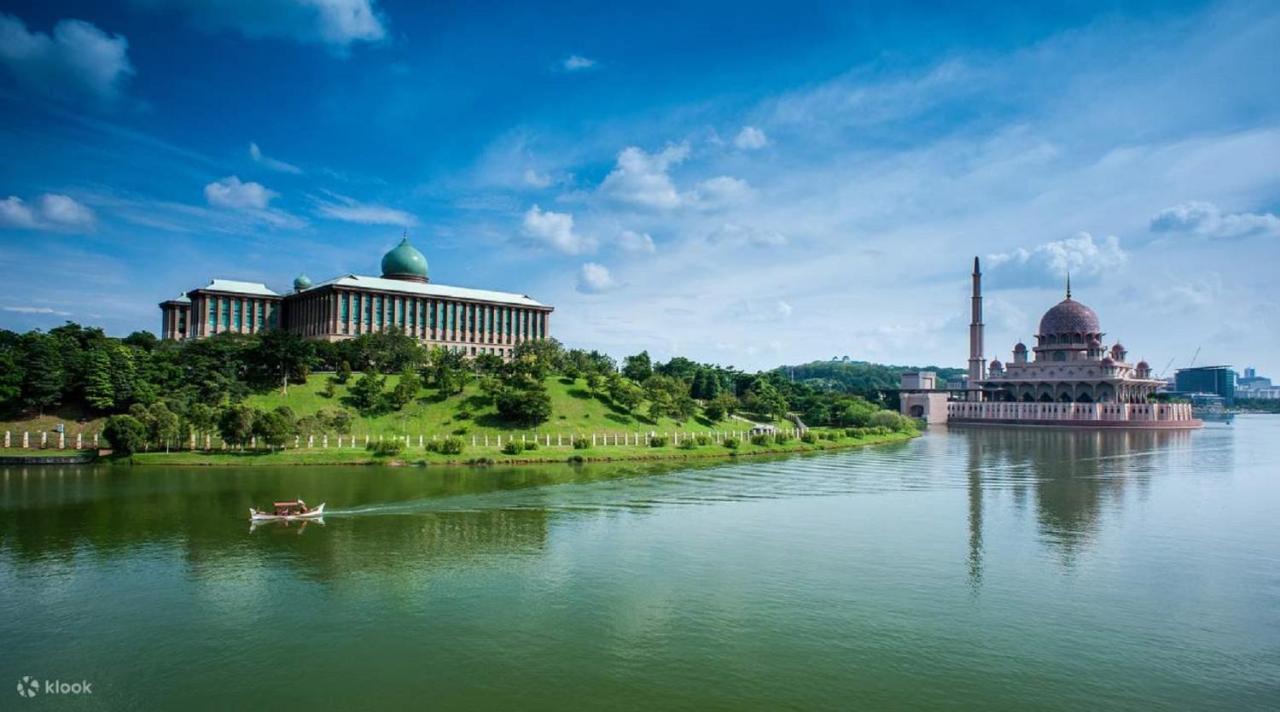 Putrajaya Dwiputra 6 Plus 1 Pax Blissful Fully Air-Con Suite Ngoại thất bức ảnh